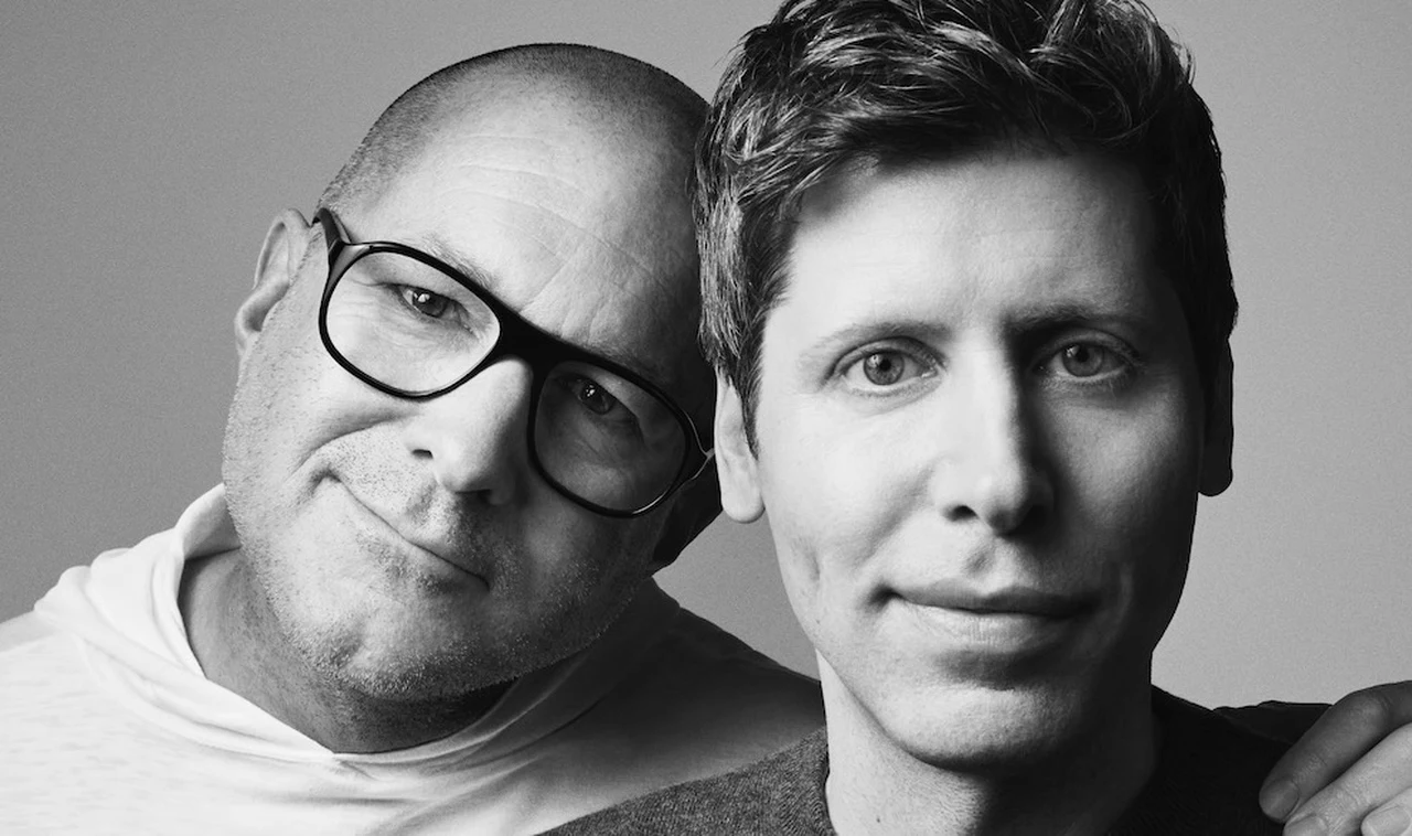 Sam Altman 与 Jony Ive 的原图